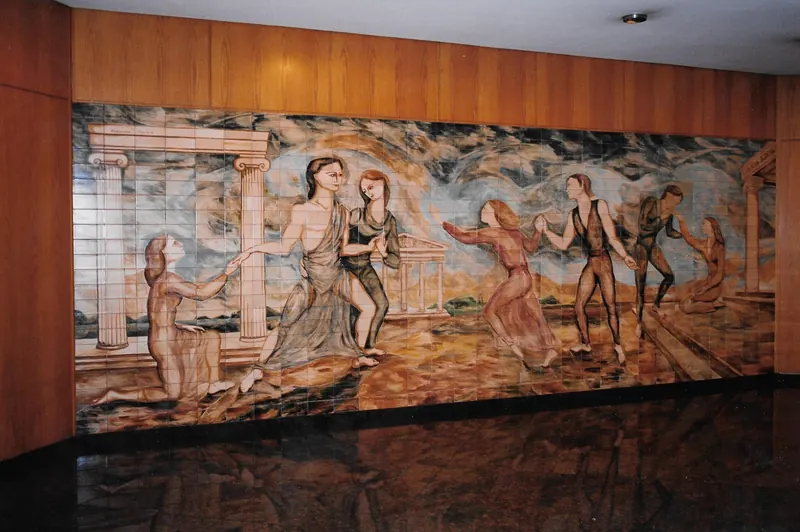 Mural cerámico en Paraná y avenida Santa Fe